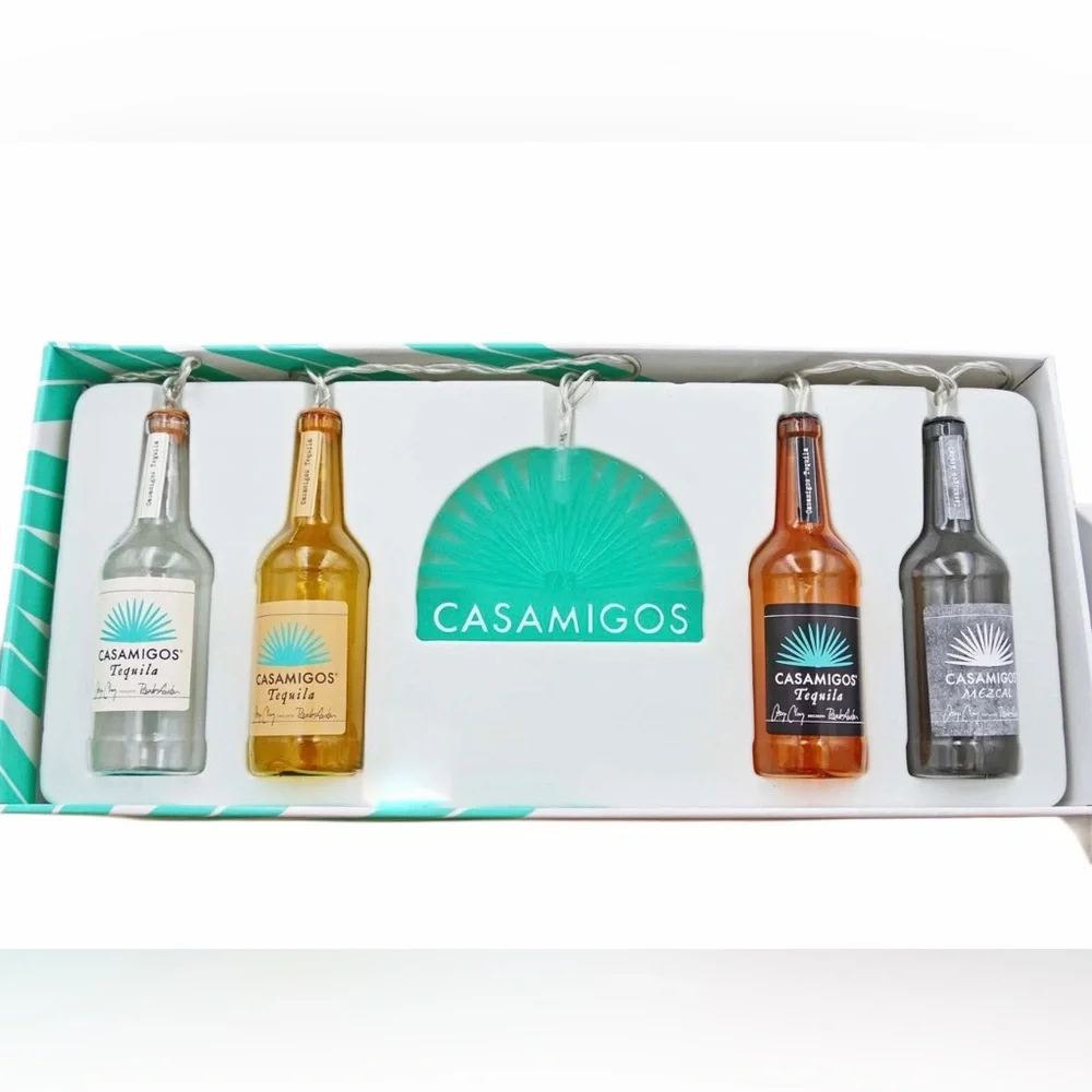 Casamigos Holiday light set- Tequila Miniature Set - White, Gold, Brown